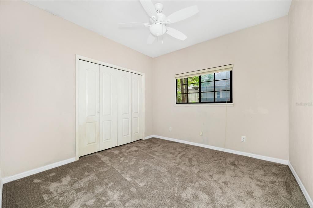 En Venta: $729,900 (4 camas, 2 baños, 2630 Pies cuadrados)