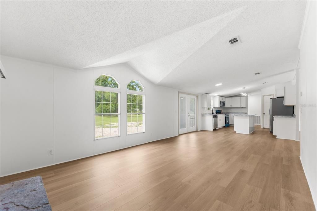 For Sale: $269,838 (4 beds, 2 baths, 2052 Square Feet)