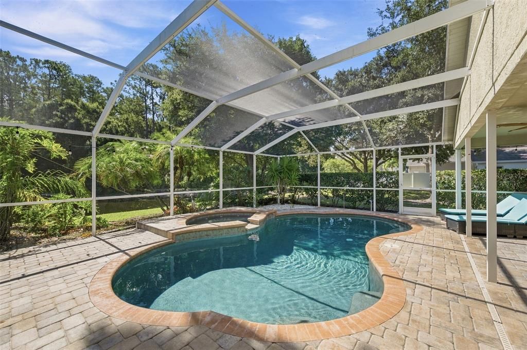 En Venta: $611,000 (3 camas, 3 baños, 1735 Pies cuadrados)