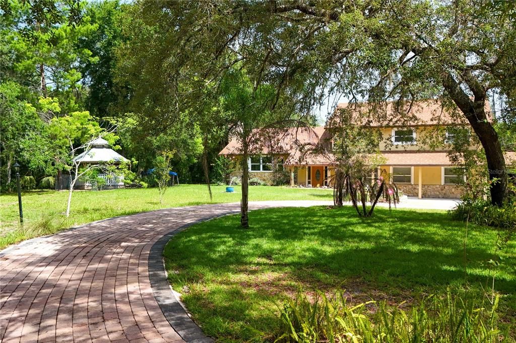 На продажу: $899,000 (4 спален, 2 ванн, 2868 Квадратных фут)