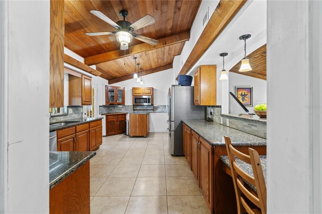 На продажу: $899,000 (4 спален, 2 ванн, 2868 Квадратных фут)