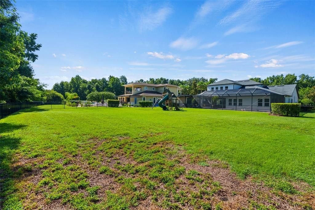 For Sale: $1,299,000 (4 beds, 4 baths, 4468 Square Feet)