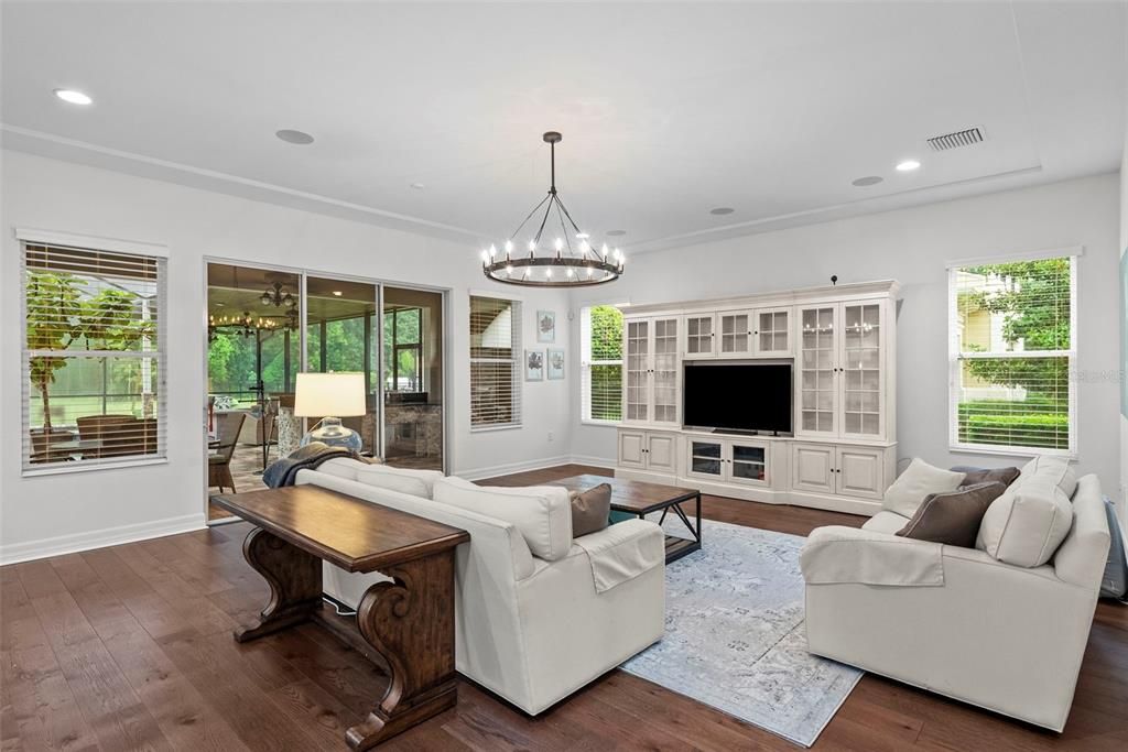 For Sale: $1,299,000 (4 beds, 4 baths, 4468 Square Feet)
