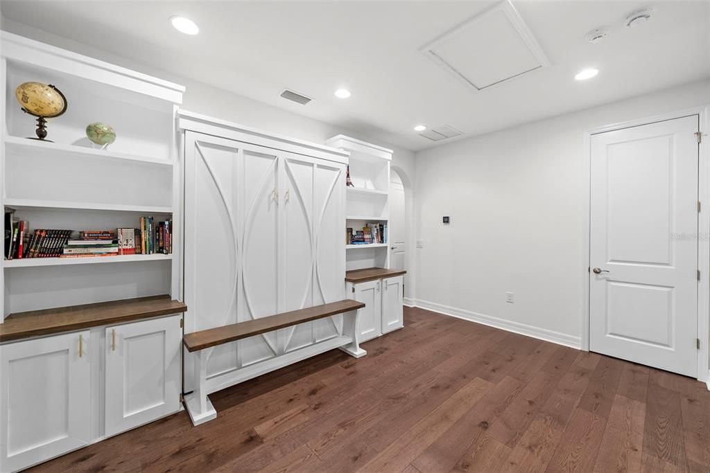 For Sale: $1,299,000 (4 beds, 4 baths, 4468 Square Feet)