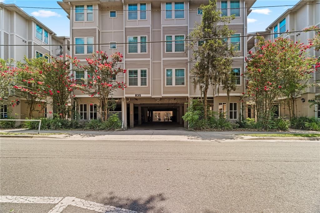 For Sale: $359,000 (4 beds, 4 baths, 1530 Square Feet)