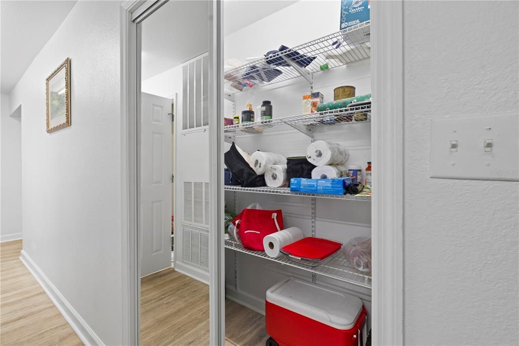 For Sale: $359,000 (4 beds, 4 baths, 1530 Square Feet)