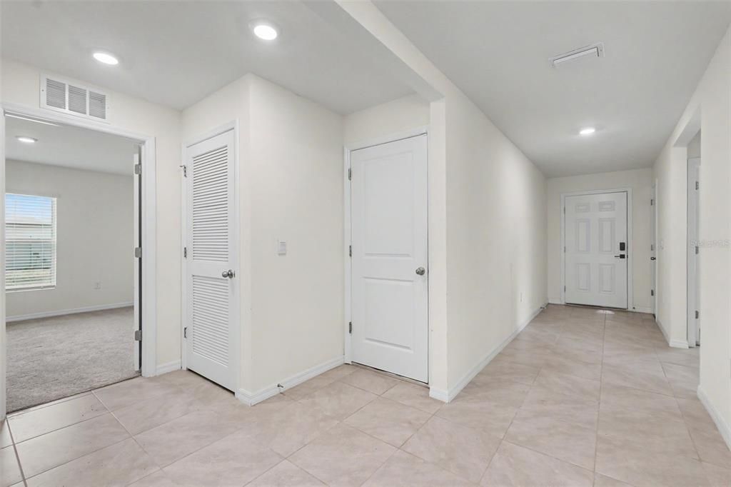 En Venta: $360,000 (4 camas, 2 baños, 1851 Pies cuadrados)