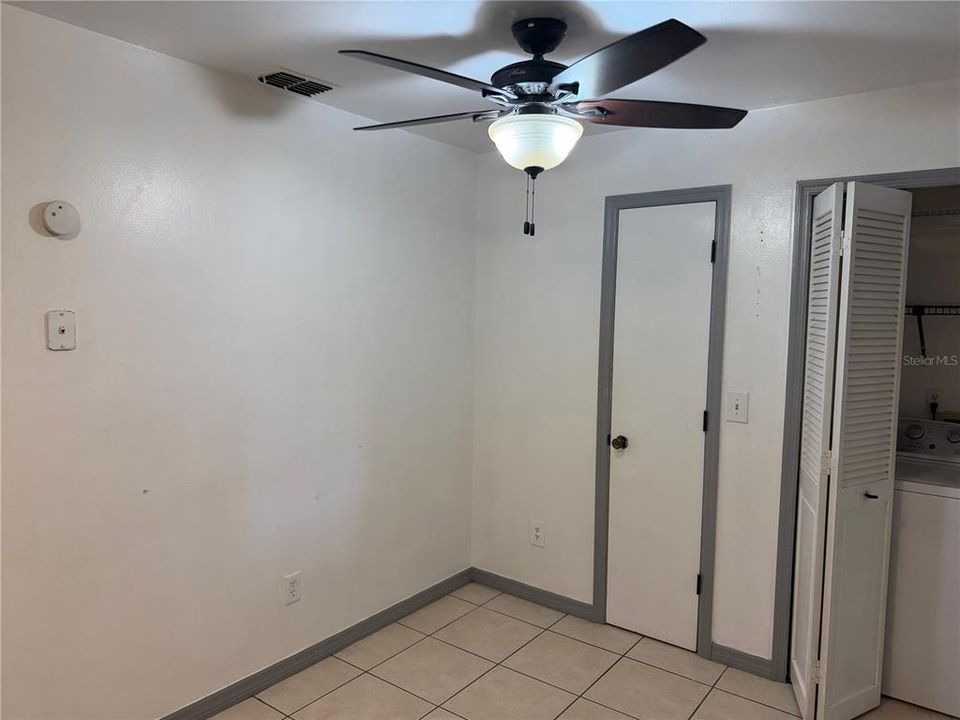 For Rent: $1,590 (2 beds, 1 baths, 1014 Square Feet)