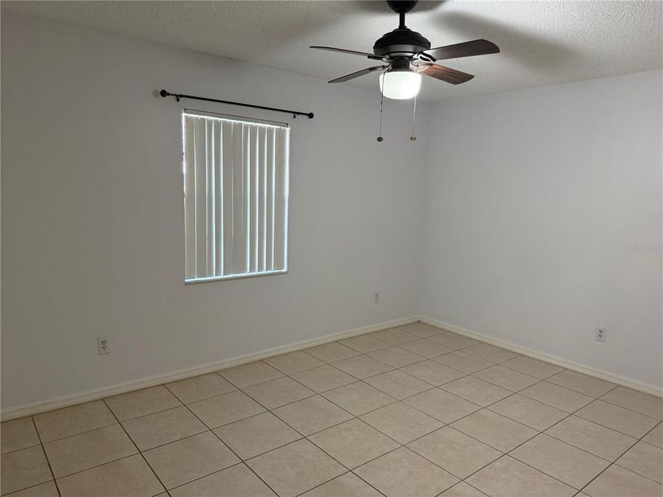 For Rent: $1,590 (2 beds, 1 baths, 1014 Square Feet)