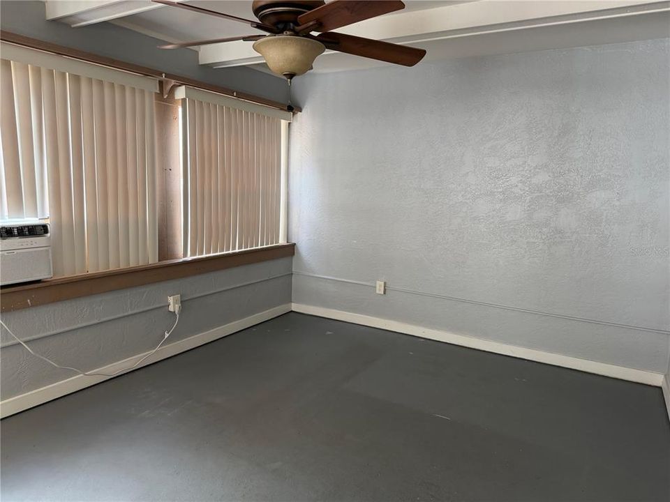 For Rent: $1,590 (2 beds, 1 baths, 1014 Square Feet)