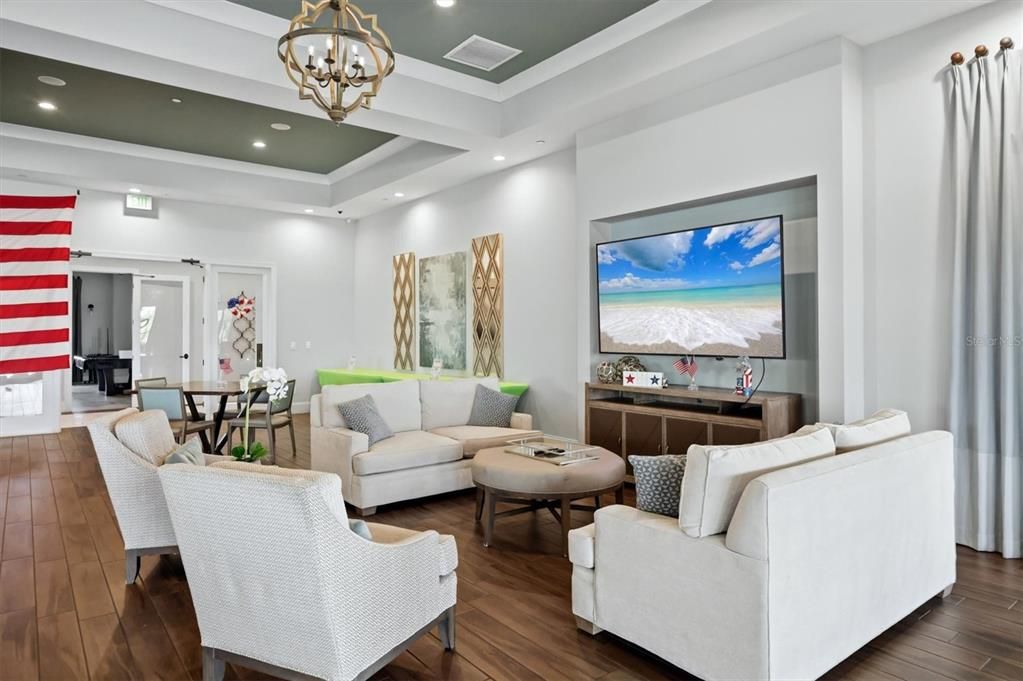 For Sale: $449,000 (3 beds, 2 baths, 1829 Square Feet)