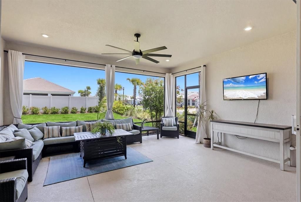 For Sale: $449,000 (3 beds, 2 baths, 1829 Square Feet)