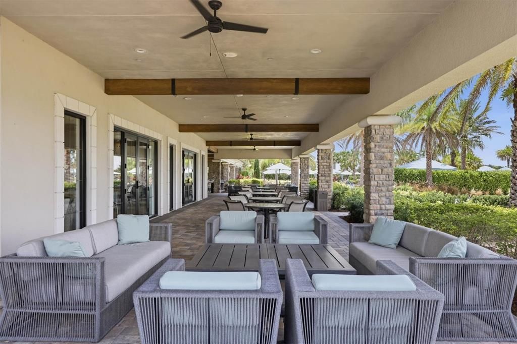 For Sale: $449,000 (3 beds, 2 baths, 1829 Square Feet)