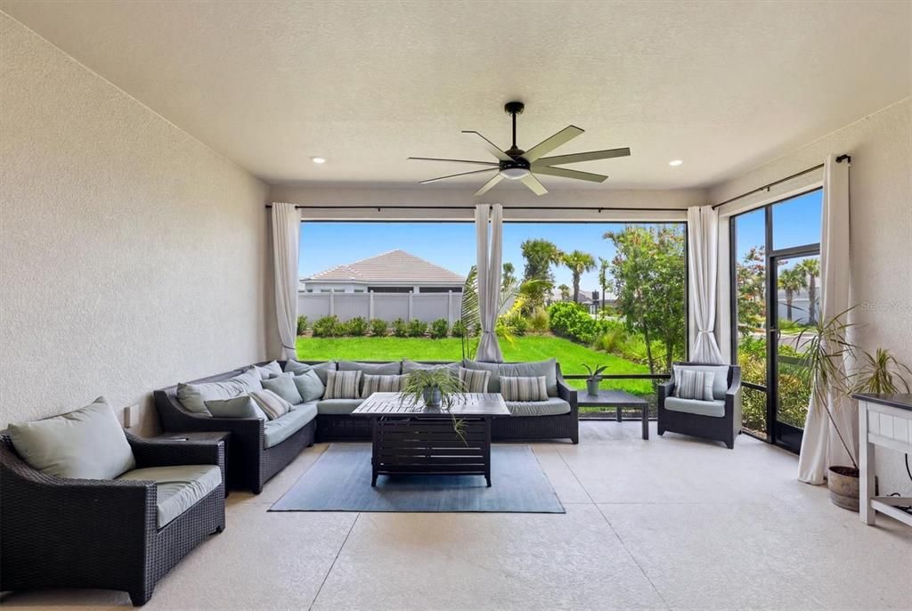For Sale: $449,000 (3 beds, 2 baths, 1829 Square Feet)