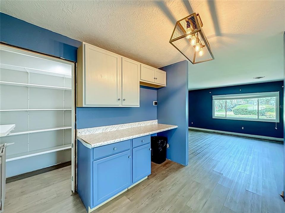 На продажу: $265,000 (3 спален, 2 ванн, 1875 Квадратных фут)
