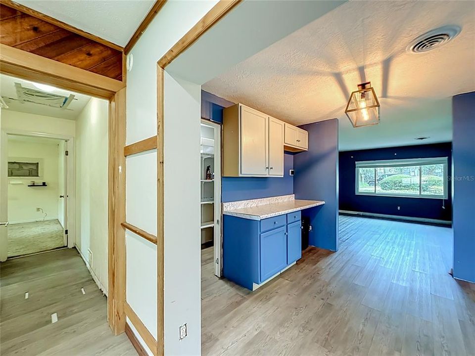 На продажу: $265,000 (3 спален, 2 ванн, 1875 Квадратных фут)