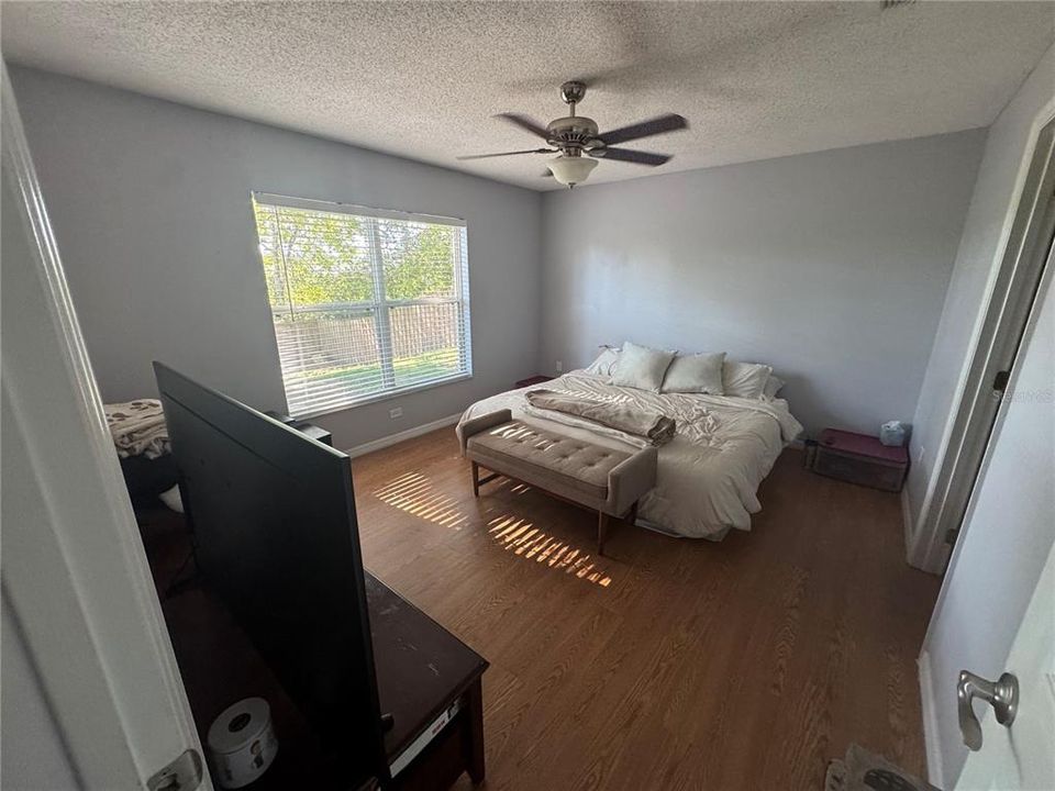 En Venta: $309,500 (3 camas, 2 baños, 1108 Pies cuadrados)