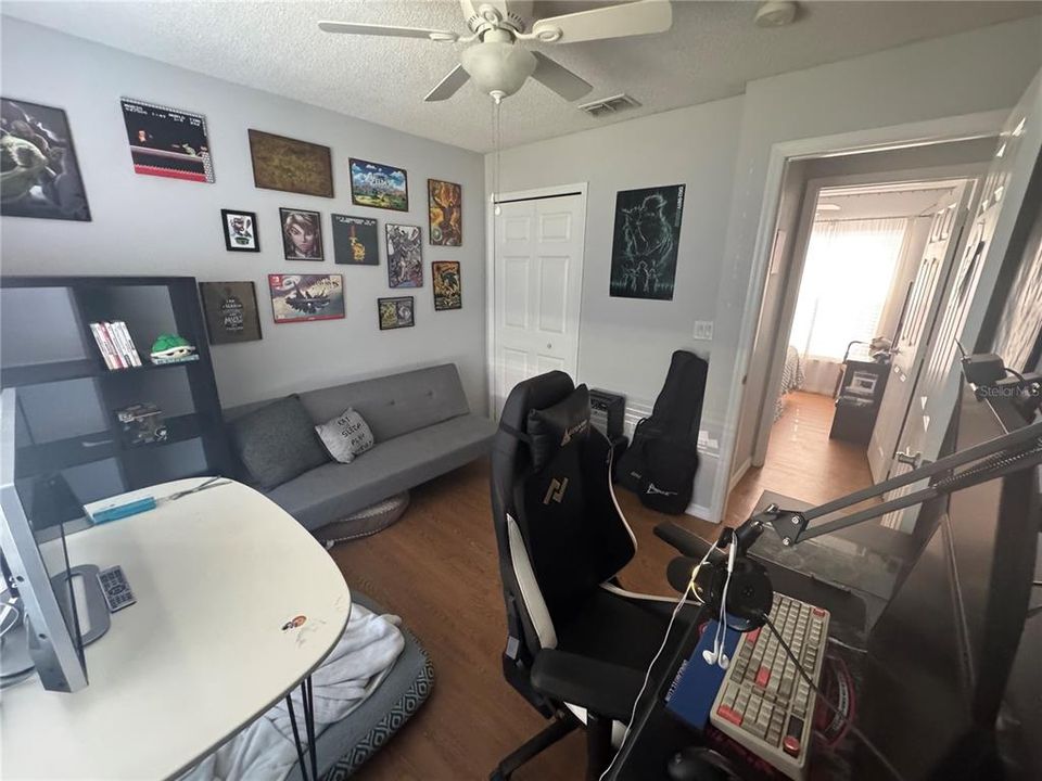 En Venta: $309,500 (3 camas, 2 baños, 1108 Pies cuadrados)