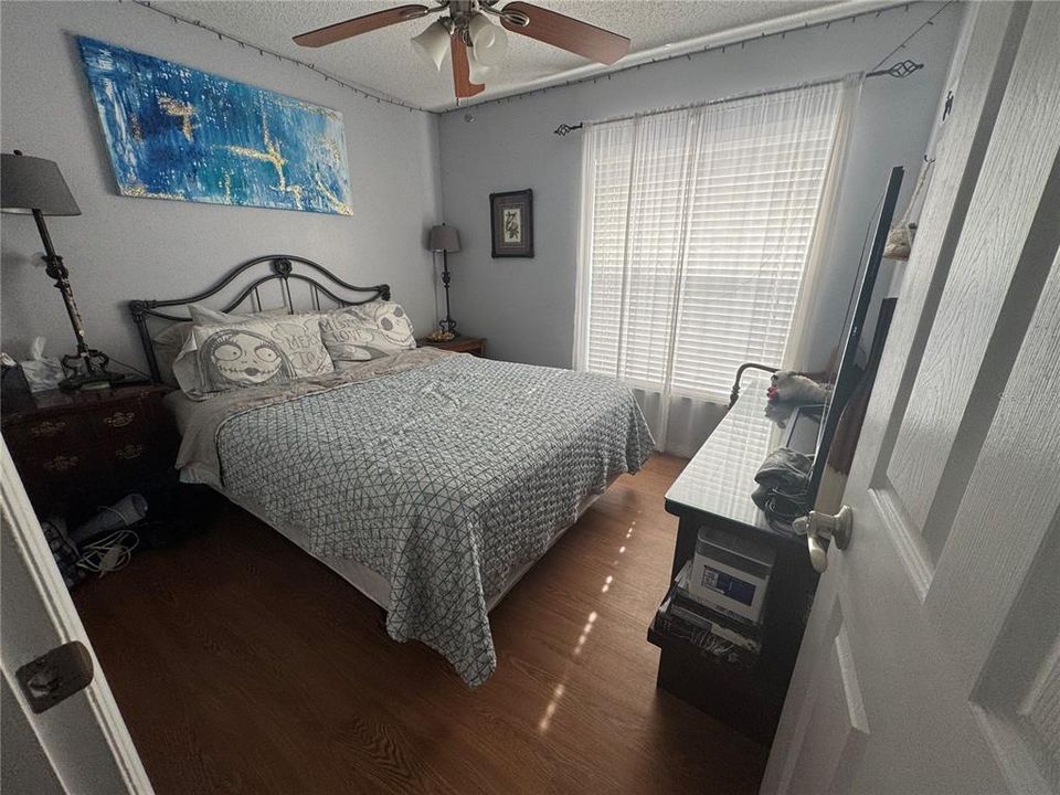 En Venta: $309,500 (3 camas, 2 baños, 1108 Pies cuadrados)