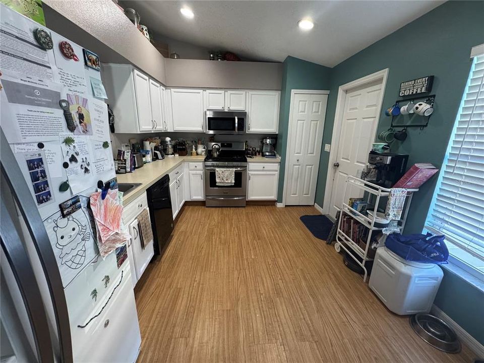 En Venta: $309,500 (3 camas, 2 baños, 1108 Pies cuadrados)