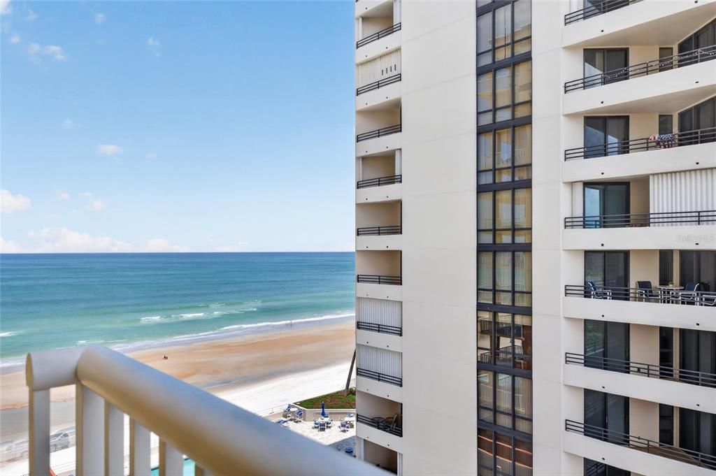 En Venta: $695,000 (3 camas, 3 baños, 2486 Pies cuadrados)
