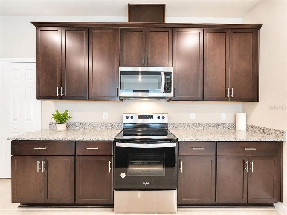 В аренду: $2,800 (4 спален, 2 ванн, 2226 Квадратных фут)