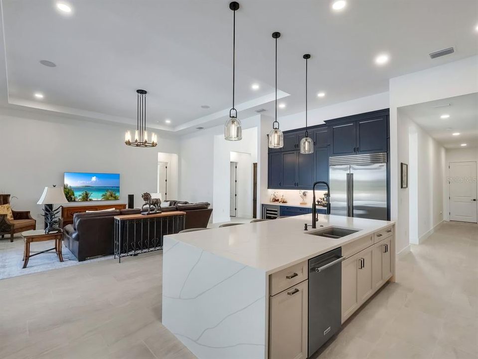 For Sale: $1,550,000 (4 beds, 3 baths, 3340 Square Feet)