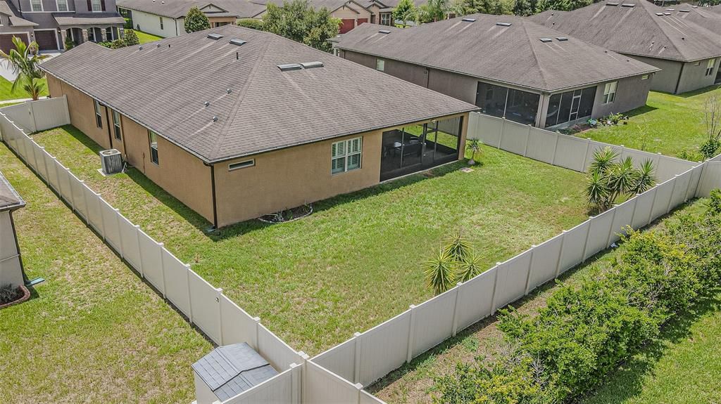 Под контрактом: $489,900 (4 спален, 3 ванн, 2484 Квадратных фут)