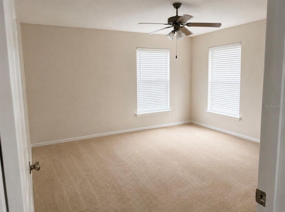 For Sale: $460,000 (3 beds, 2 baths, 1818 Square Feet)
