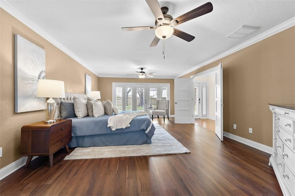 For Sale: $995,000 (4 beds, 4 baths, 4055 Square Feet)