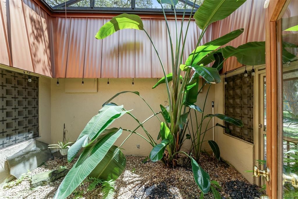 For Sale: $995,000 (4 beds, 4 baths, 4055 Square Feet)