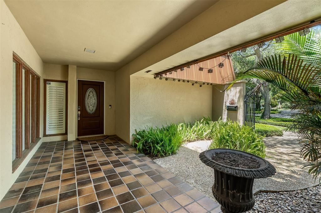 For Sale: $995,000 (4 beds, 4 baths, 4055 Square Feet)