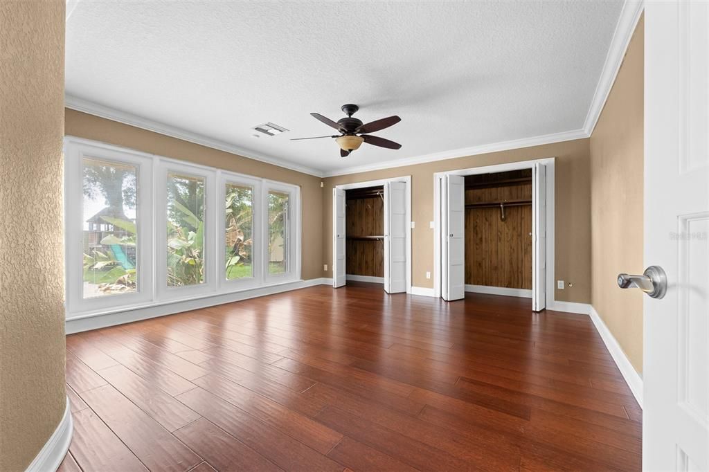 For Sale: $995,000 (4 beds, 4 baths, 4055 Square Feet)