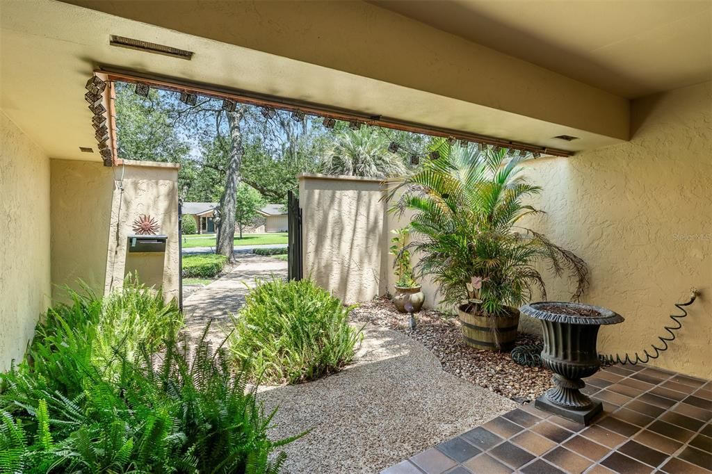 For Sale: $995,000 (4 beds, 4 baths, 4055 Square Feet)