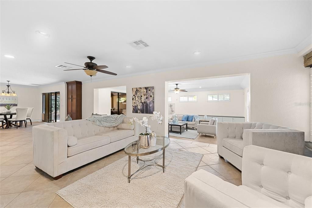 For Sale: $995,000 (4 beds, 4 baths, 4055 Square Feet)