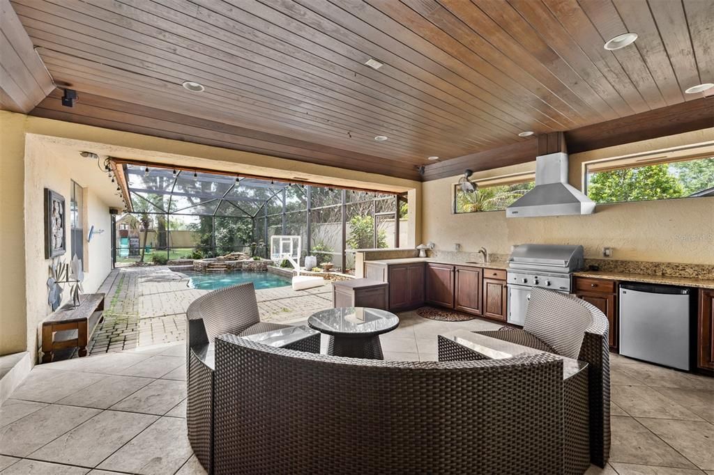 For Sale: $995,000 (4 beds, 4 baths, 4055 Square Feet)
