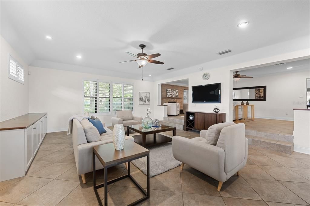 For Sale: $995,000 (4 beds, 4 baths, 4055 Square Feet)