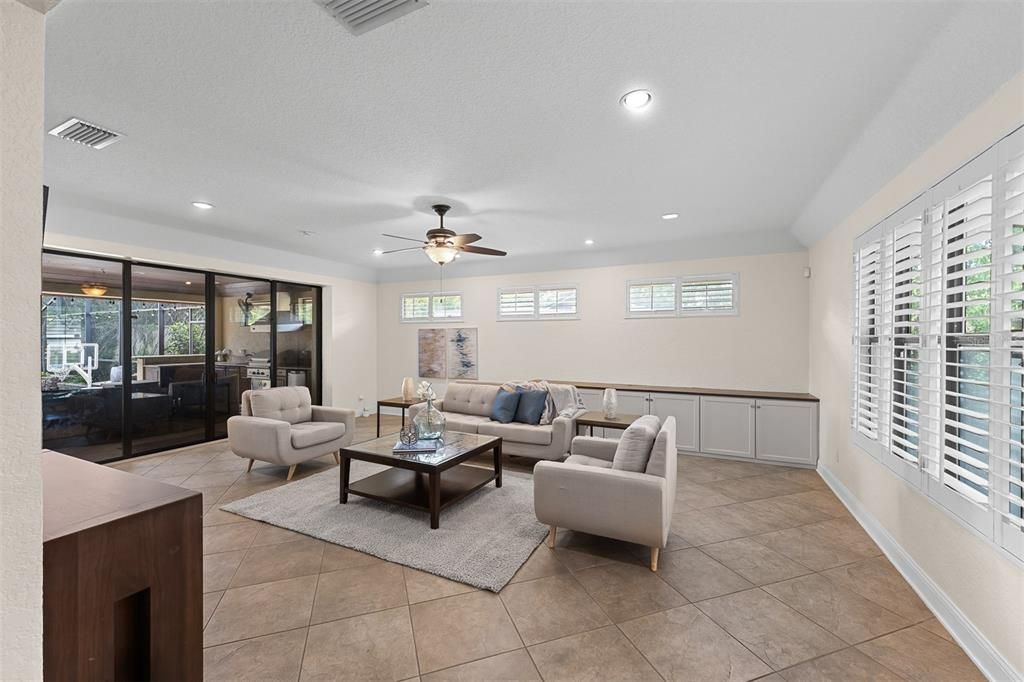 For Sale: $995,000 (4 beds, 4 baths, 4055 Square Feet)