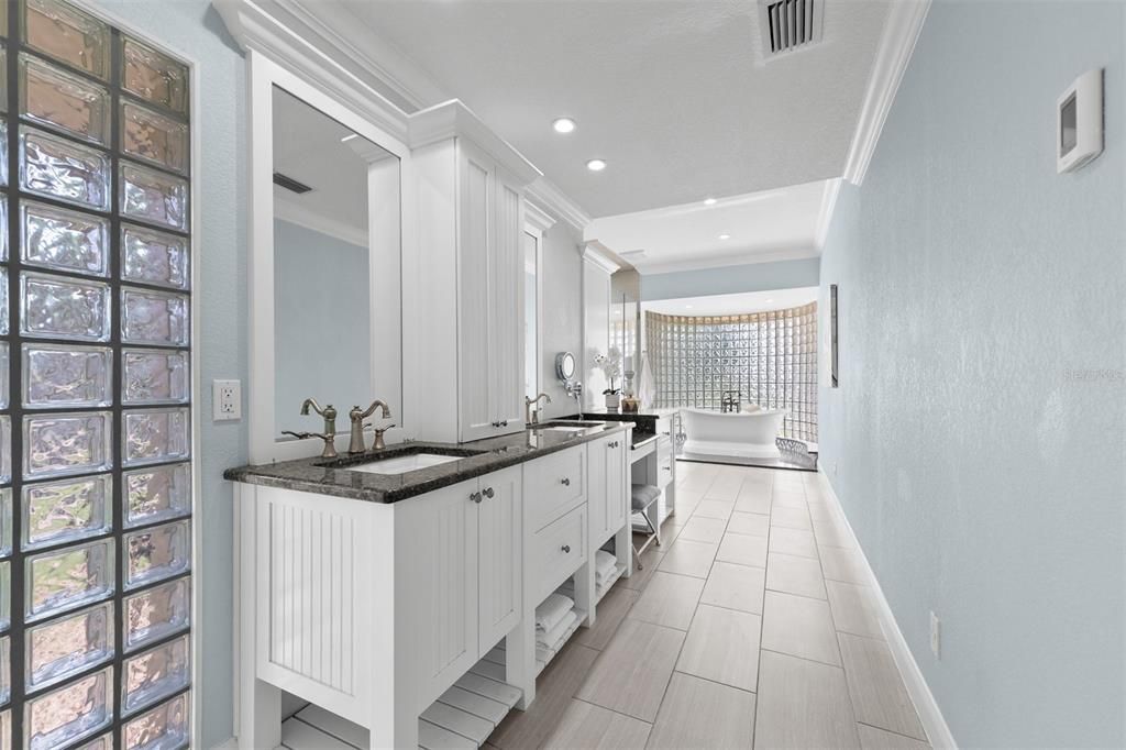 For Sale: $995,000 (4 beds, 4 baths, 4055 Square Feet)