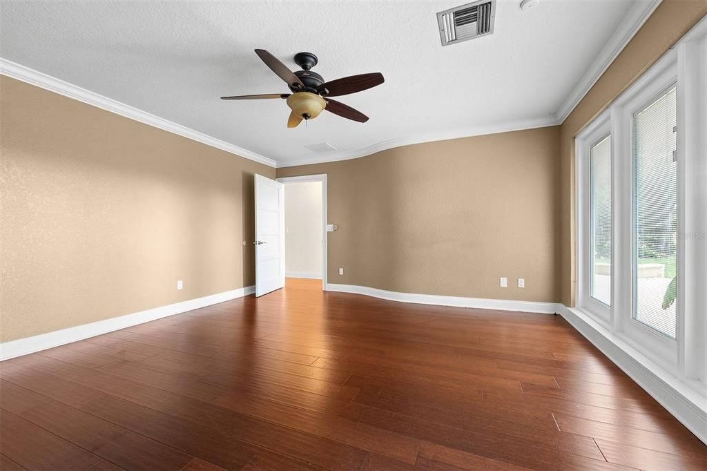 For Sale: $995,000 (4 beds, 4 baths, 4055 Square Feet)