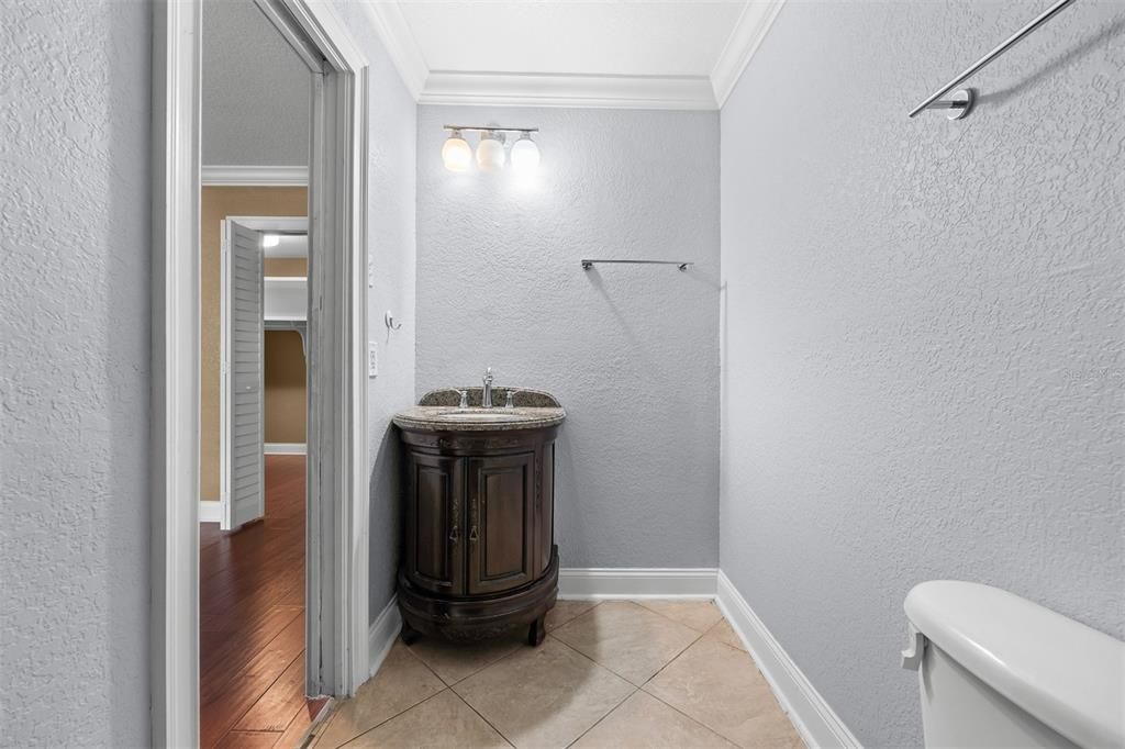 For Sale: $995,000 (4 beds, 4 baths, 4055 Square Feet)