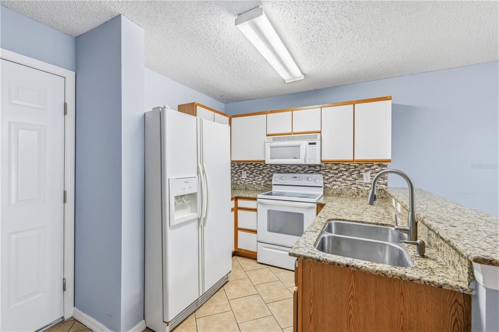 En Venta: $290,000 (3 camas, 2 baños, 1524 Pies cuadrados)