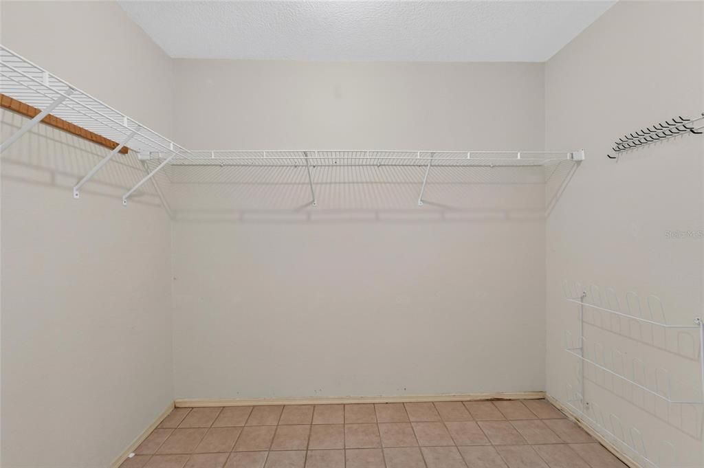 For Sale: $464,900 (4 beds, 3 baths, 2950 Square Feet)