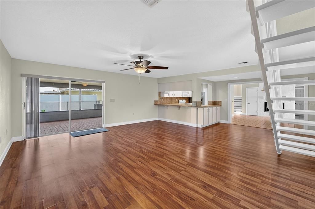 For Sale: $464,900 (4 beds, 3 baths, 2950 Square Feet)