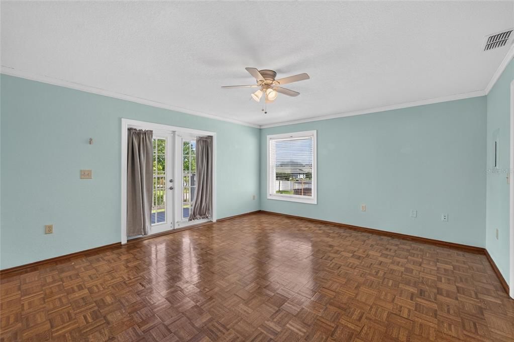 For Sale: $464,900 (4 beds, 3 baths, 2950 Square Feet)