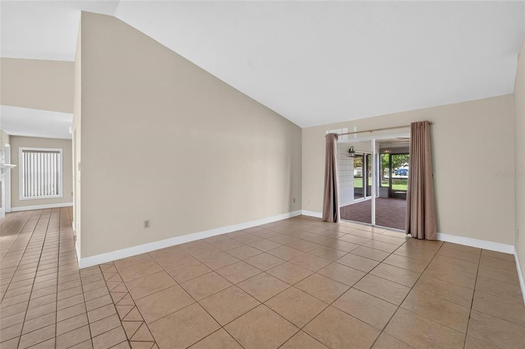 For Sale: $464,900 (4 beds, 3 baths, 2950 Square Feet)