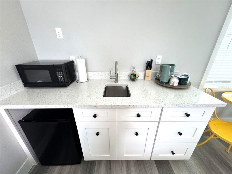 En Venta: $249,900 (0 camas, 1 baños, 240 Pies cuadrados)