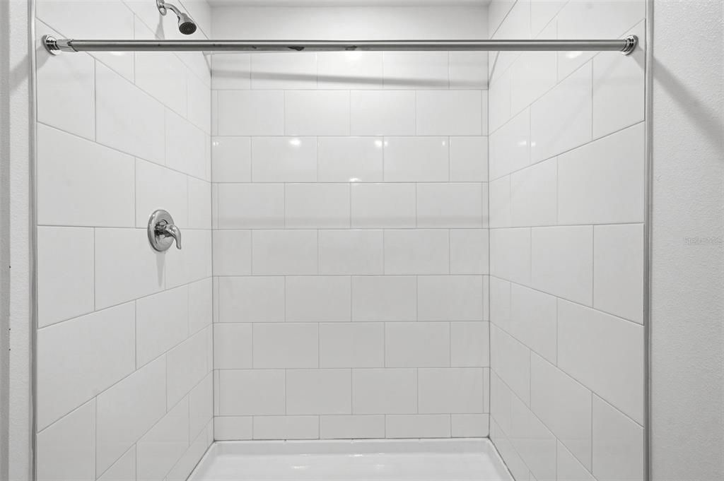 На продажу: $305,000 (3 спален, 2 ванн, 1601 Квадратных фут)