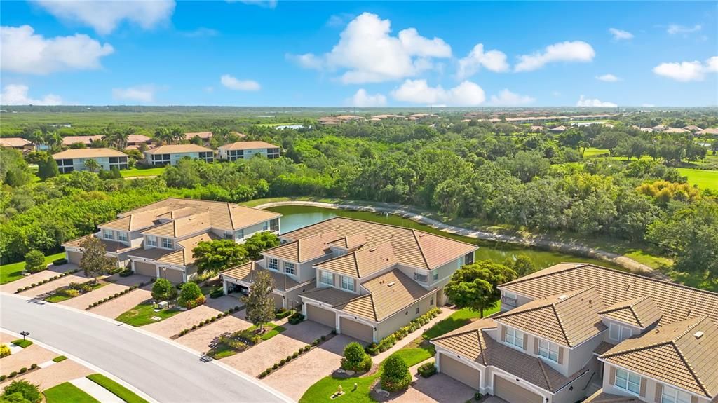 En Venta: $495,000 (3 camas, 2 baños, 2108 Pies cuadrados)