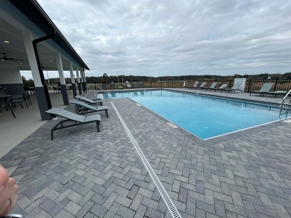 For Sale: $474,800 (4 beds, 3 baths, 2983 Square Feet)